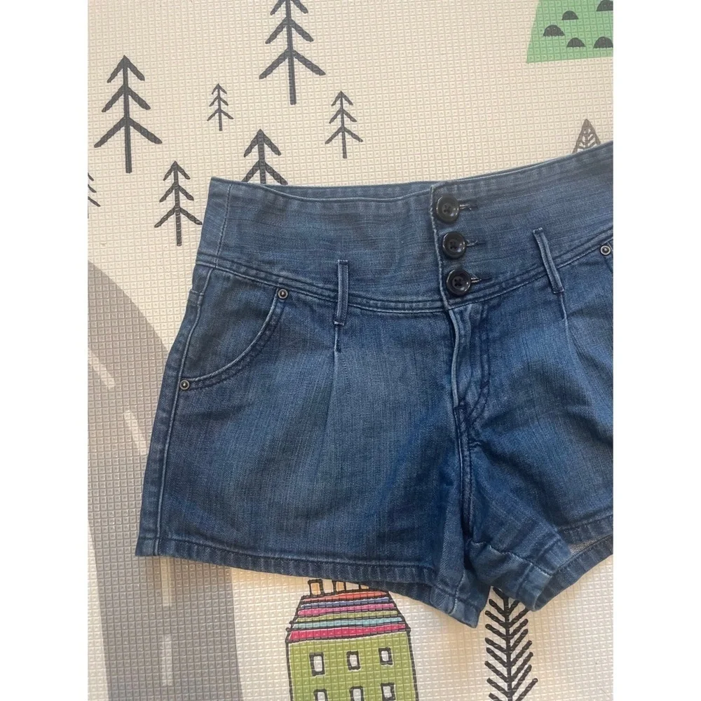 Levi’s vintage denim shorts